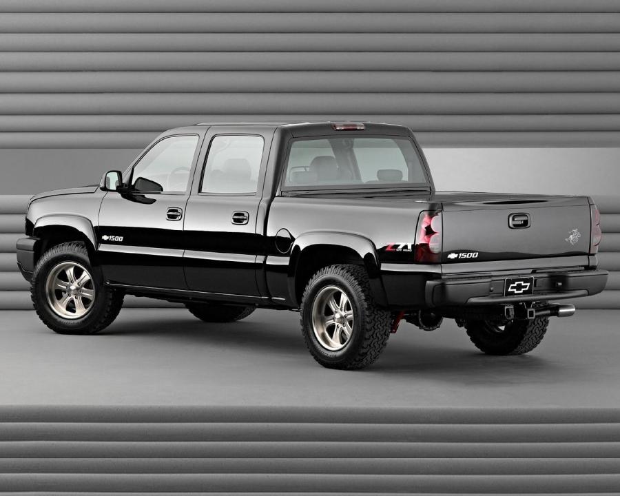  Chevrolet Silverado Z71 2004 года  (фото 2 из 2)